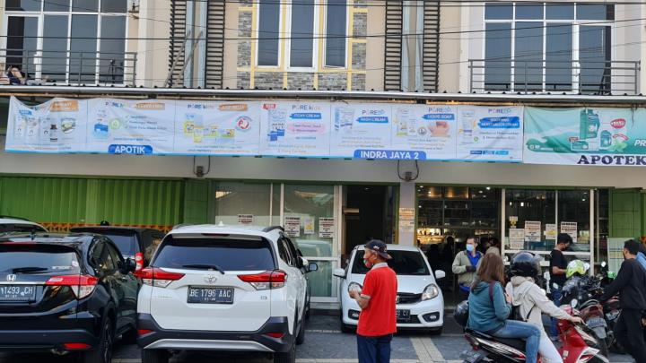 Ramai Dicari, Obat Covid-19 di Bandar Lampung Selalu Kosong.